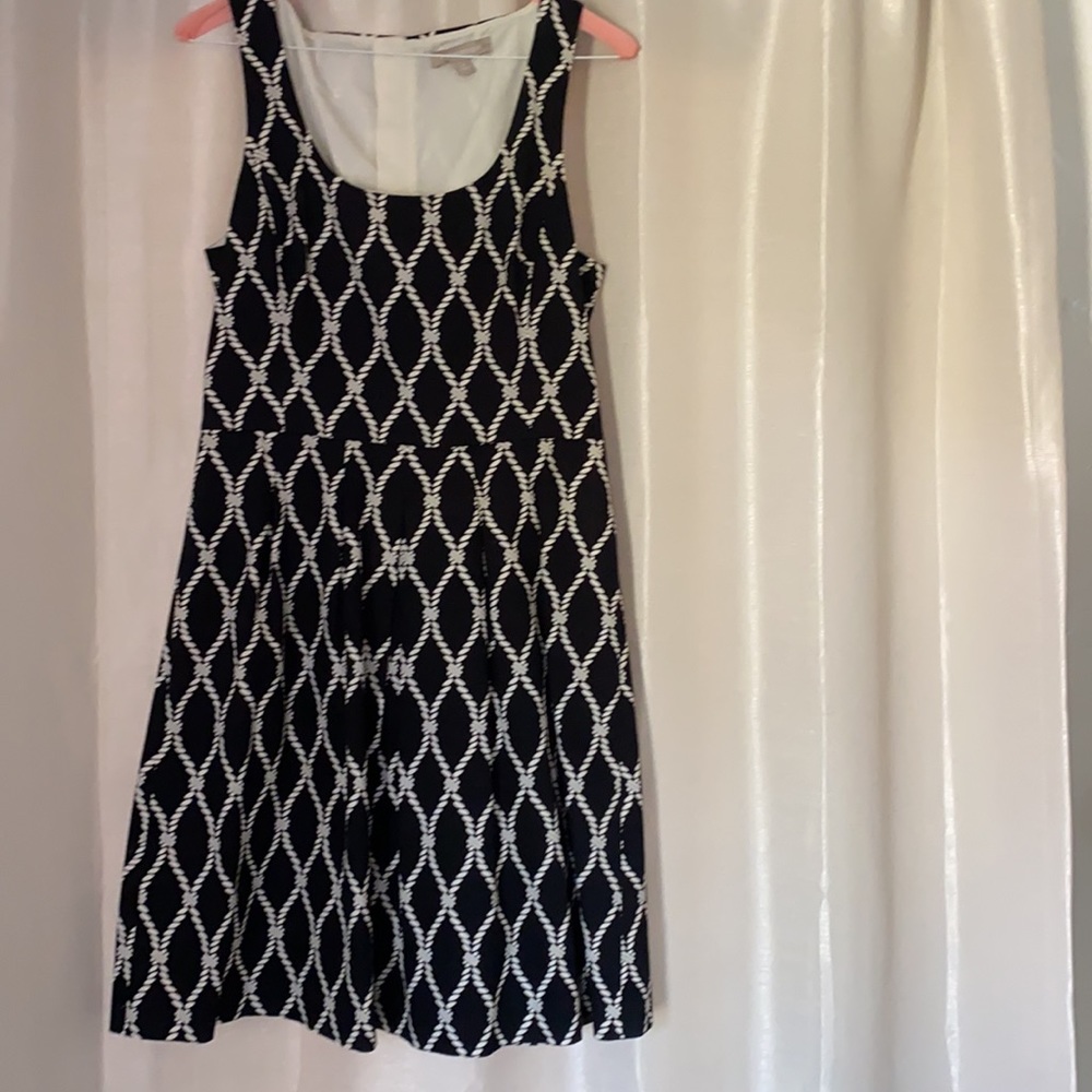 Banana Republic Black and Cream Dress with pockets - Picture 4 of 9
